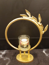 Load image into Gallery viewer, Gold Geometric Circle Hurricane Candle Holder Leaf Design